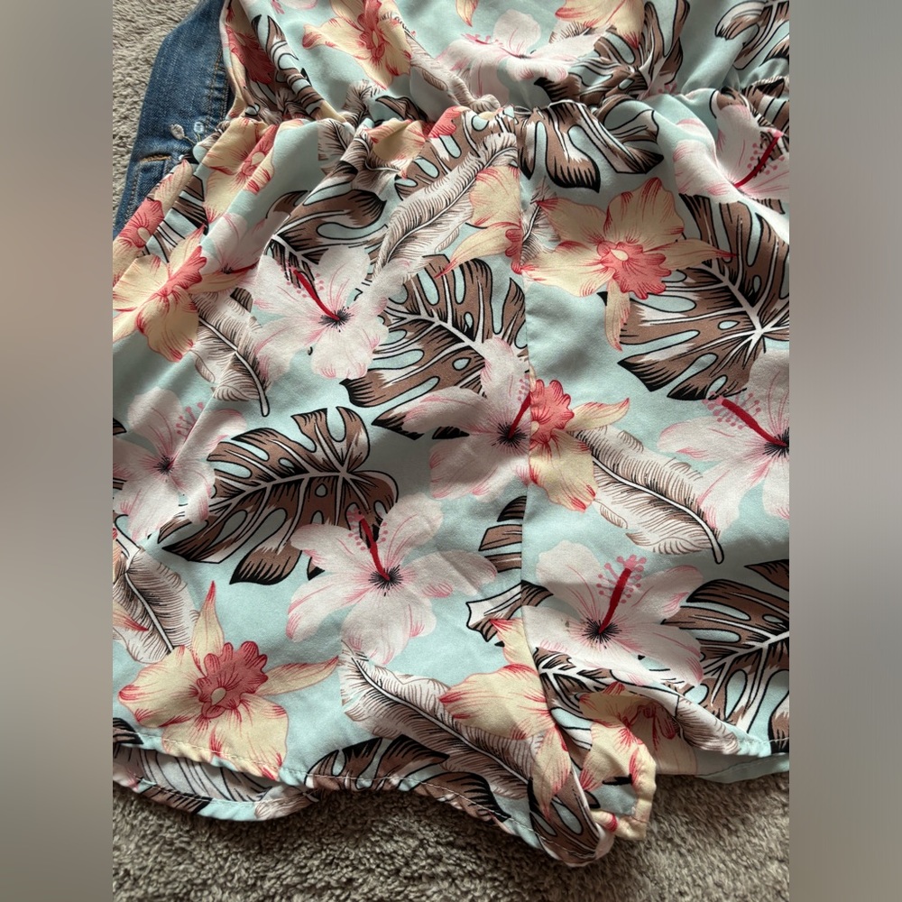 This is a jumpsuit Old Navy jacket, and some (fake) light blue glasses